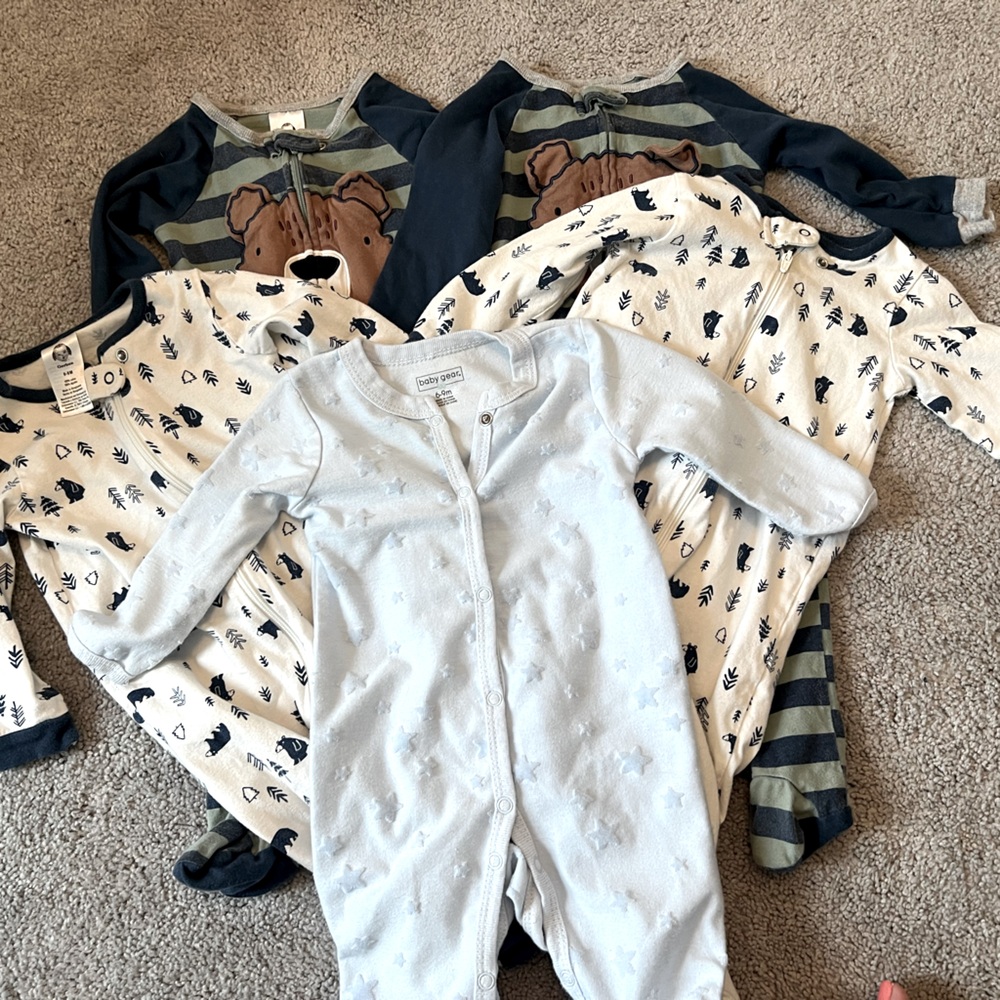 Match twins pajamas!!